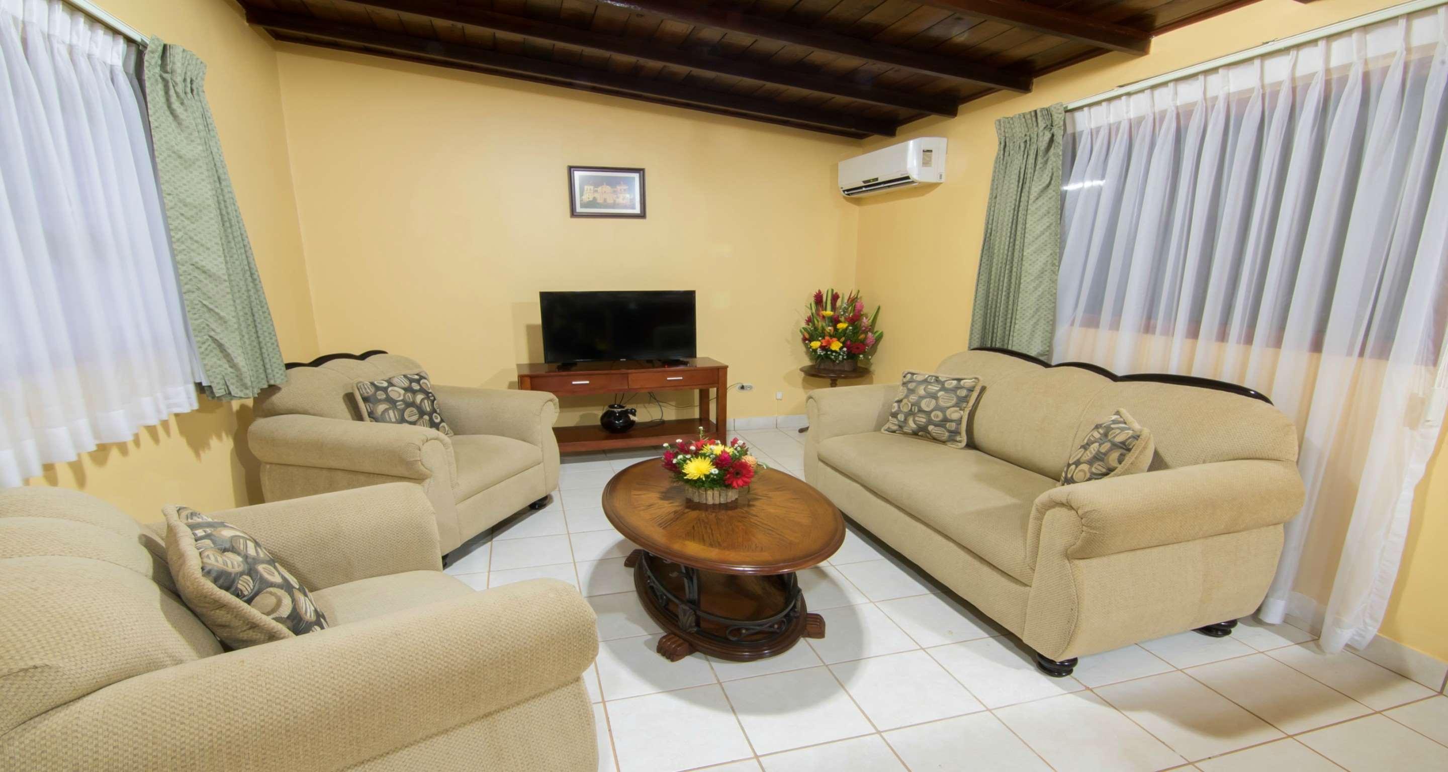 Best Western Las Mercedes Airport Манагуа Экстерьер фото