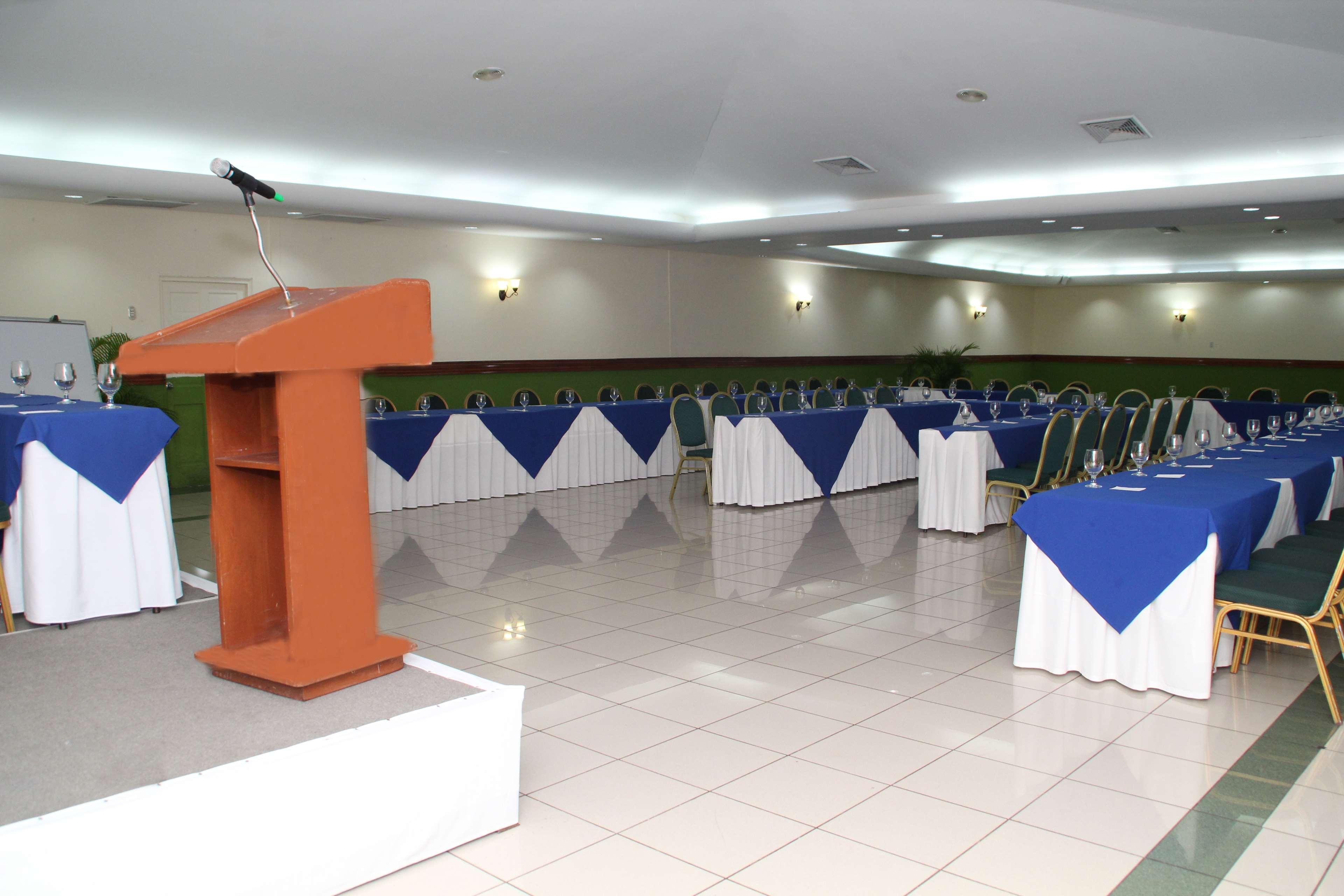 Best Western Las Mercedes Airport Манагуа Экстерьер фото
