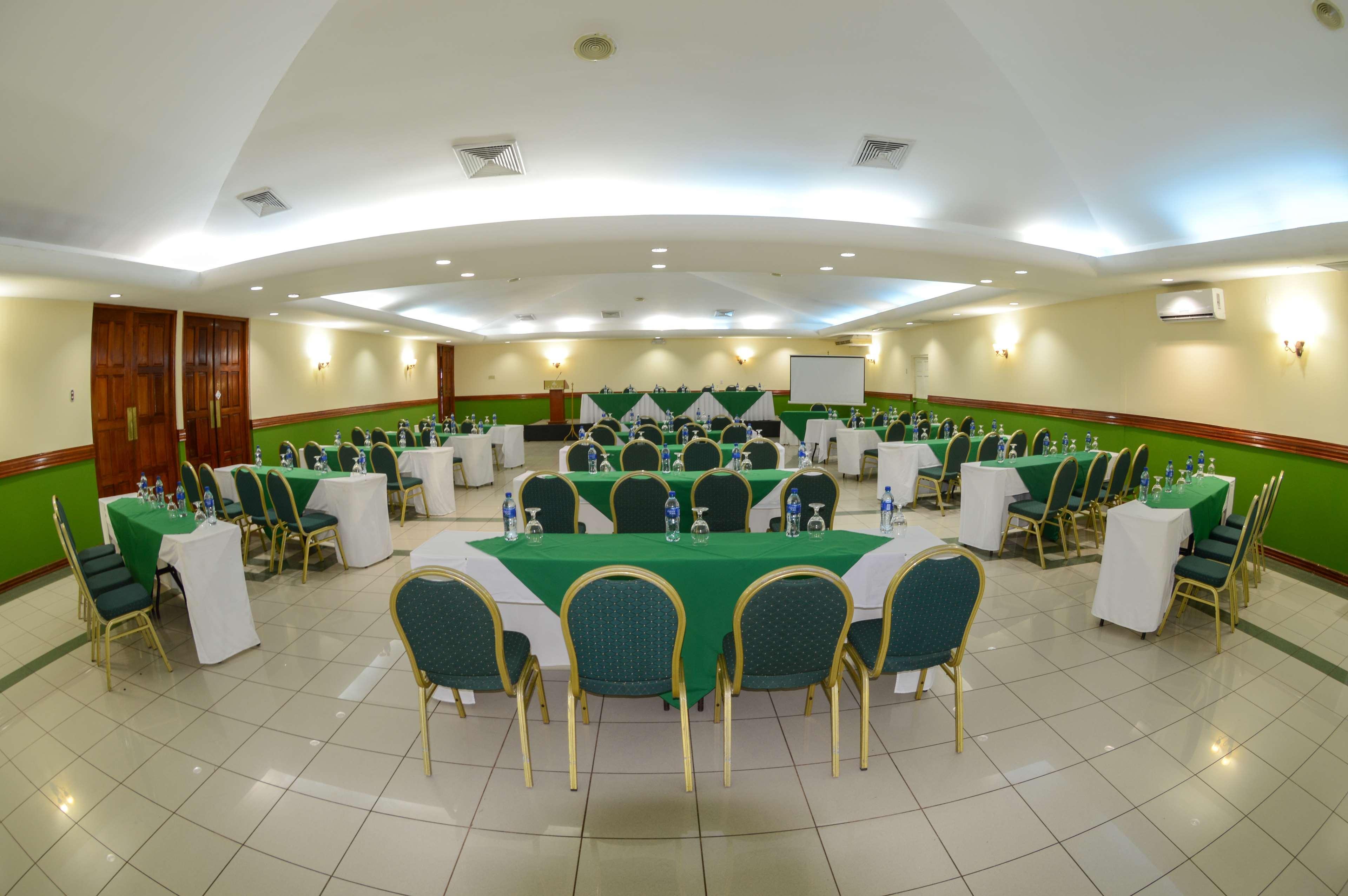 Best Western Las Mercedes Airport Манагуа Экстерьер фото