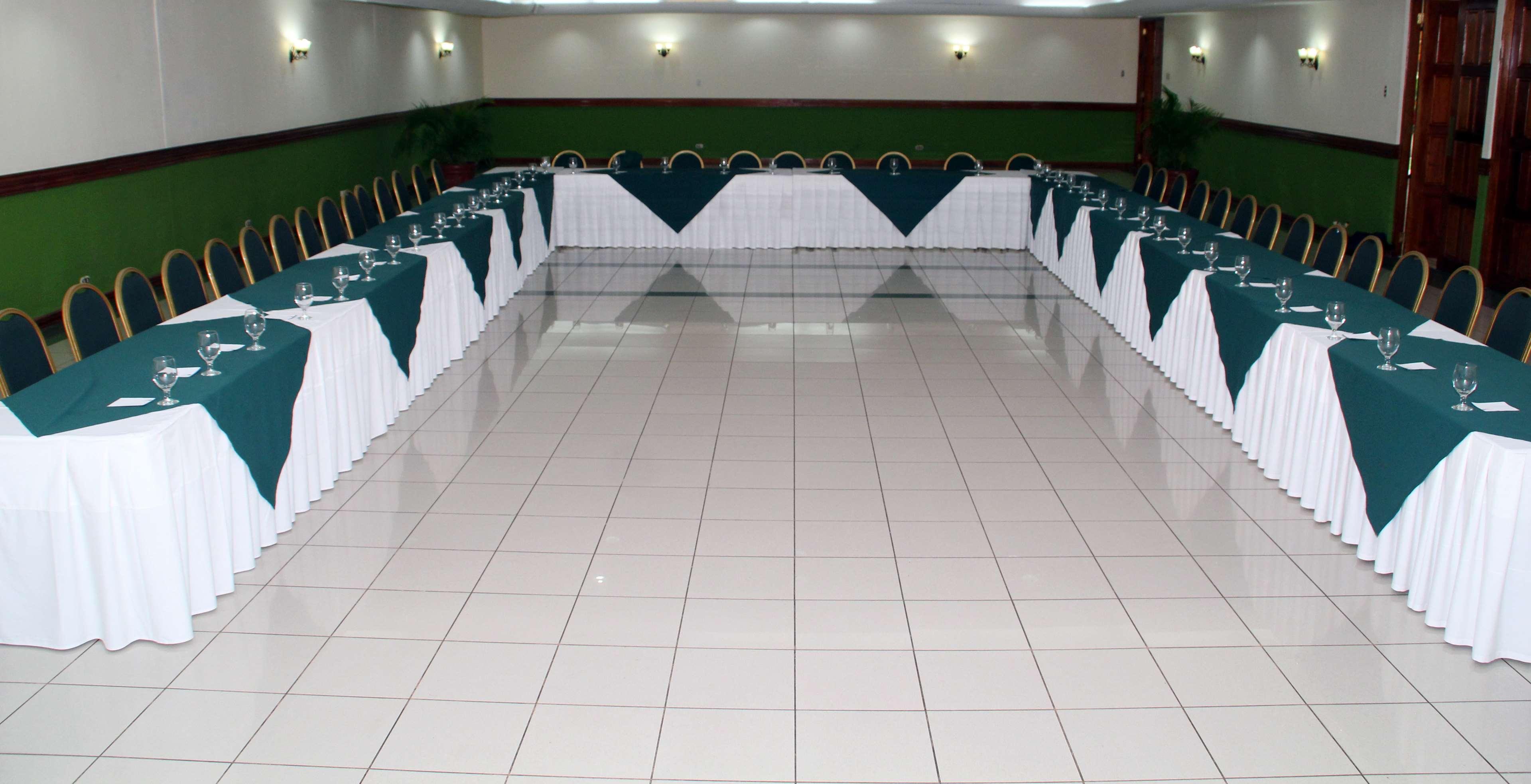Best Western Las Mercedes Airport Манагуа Экстерьер фото